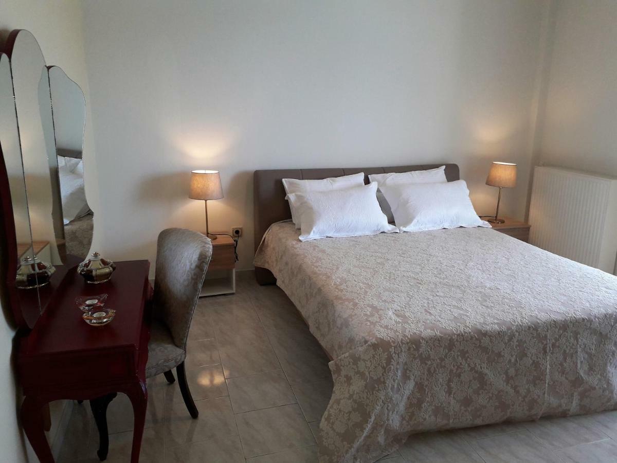 Kalos Gialos Sunrise Apartment Porto Rafti Exterior photo